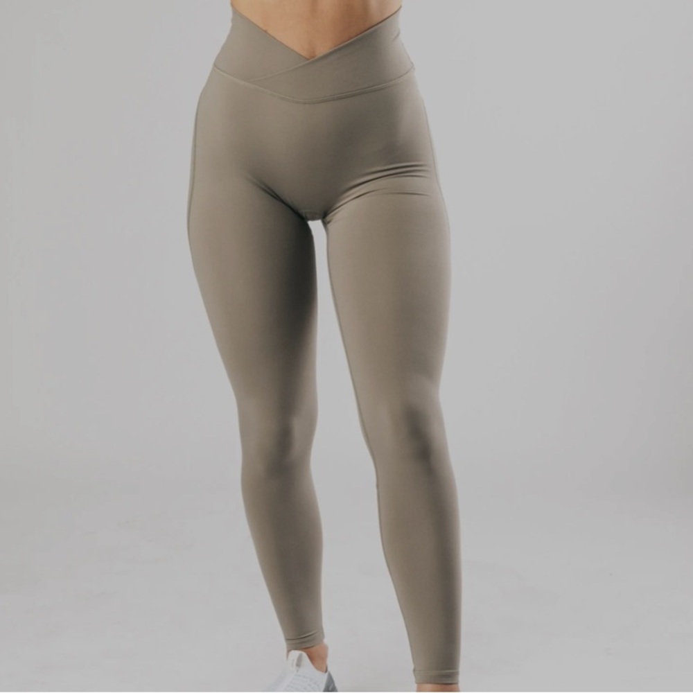 Alphalate Surface Power Leggings